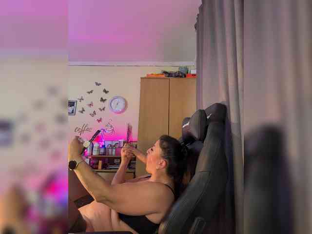 Hotangel75's sex show image