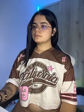 2Angela_'s sex show image