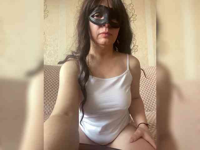 Mary-Marii's sex show image