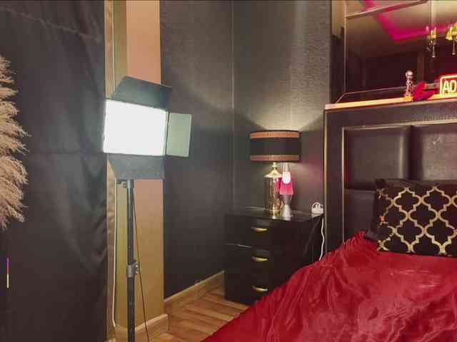 Sexshow-Bild von asiansquirt69