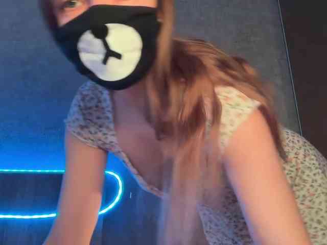 -Summer-'s sex show image