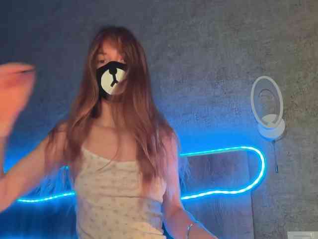 -Summer-'s sex show image