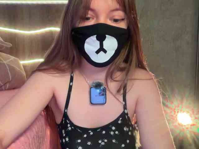 -Summer-'s sex show image