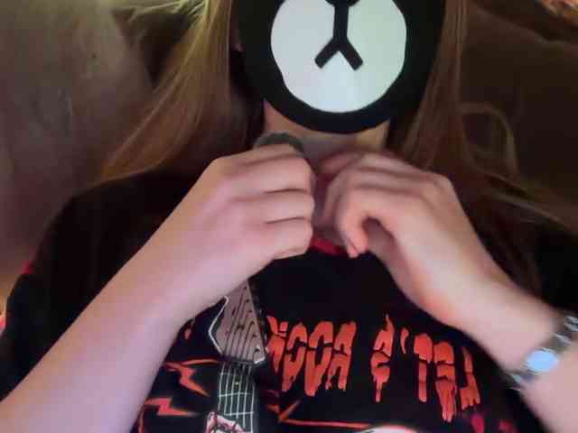 -Summer-'s sex show image