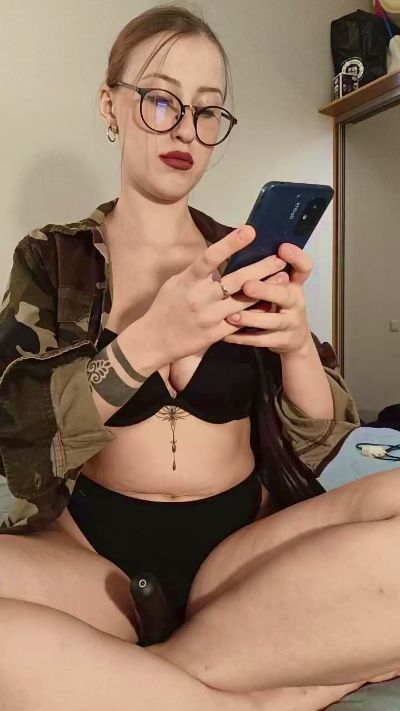 Изображение секс-шоу модели SusieRedd Изображение секс-шоу модели SusieRedd