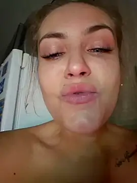 Keli_Jessi's sex show image