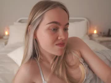 bibi_it_is's sex show image