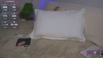 Urksenia's sex show image