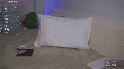 Urksenia's sex show image