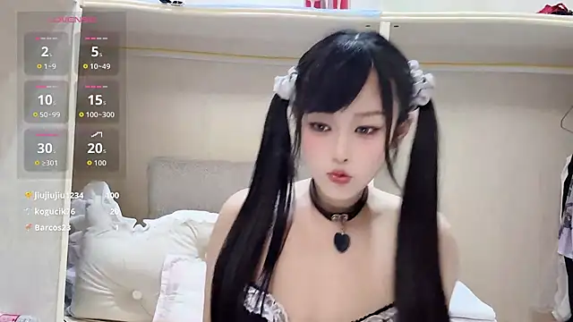 Изображение секс-шоу модели yueyue2003 Изображение секс-шоу модели yueyue2003