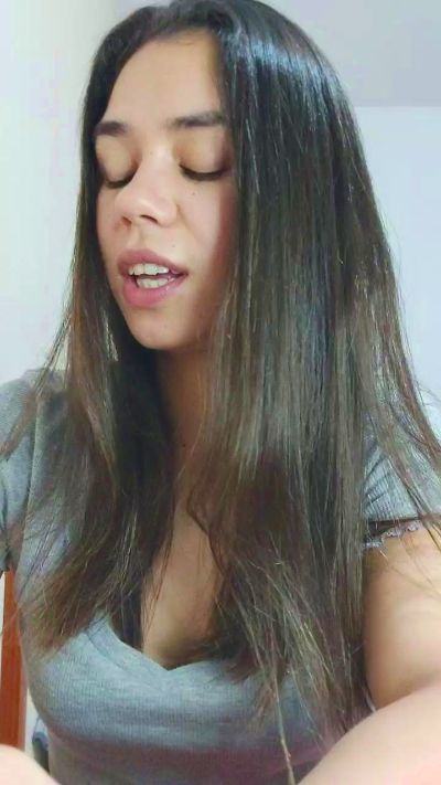 MissMia99's sex show image