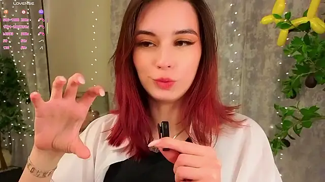 Изображение секс-шоу модели LunaraRada