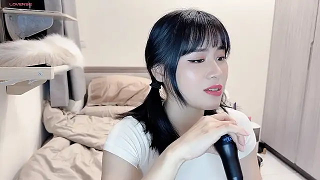 BabyOneDaily's sex show image