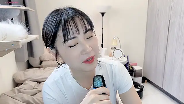 BabyOneDaily's sex show image