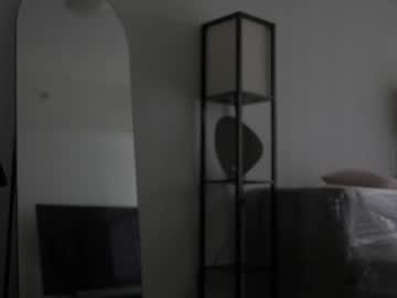 Изображение секс-шоу модели belle_adrienne