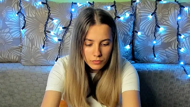 MaggieCake's sex show image