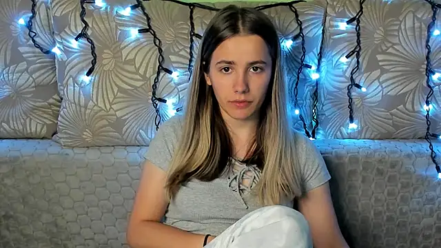 MaggieCake's sex show image