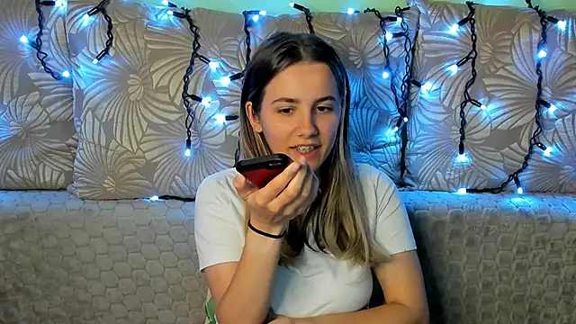 MaggieCake's sex show image