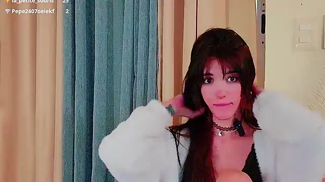 Ari-Nana's sex show image