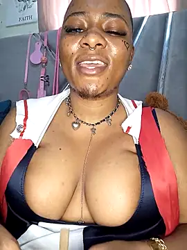 Sexshow-Bild von CocoBootyyy Sexshow-Bild von CocoBootyyy