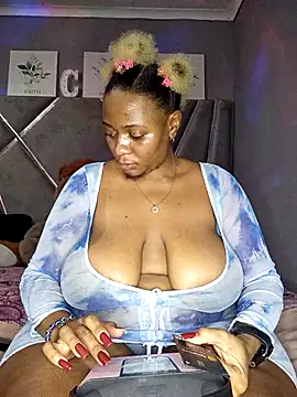 CocoBootyyy's sex show image