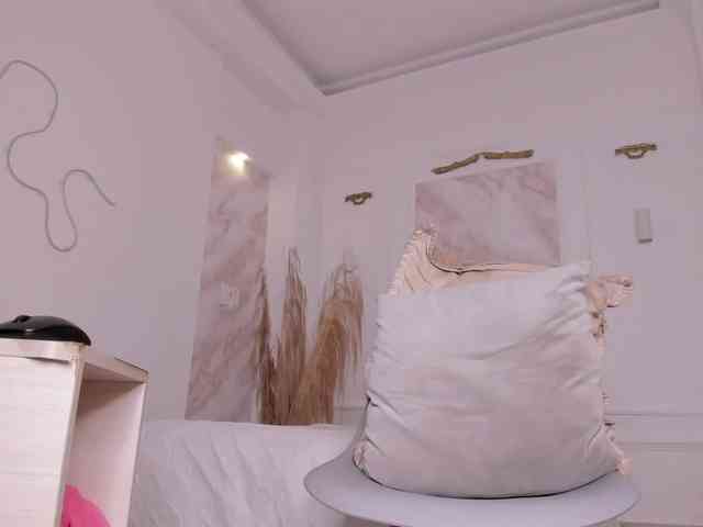 Pamela-78's sex show image