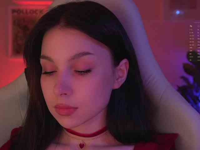 DrammaQueennnn's sex show image