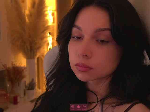 Изображение секс-шоу модели DrammaQueennnn