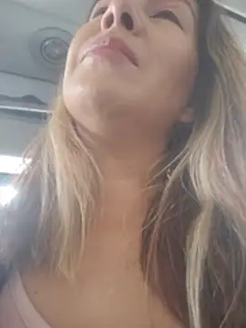 scarlett_moore's sex show image
