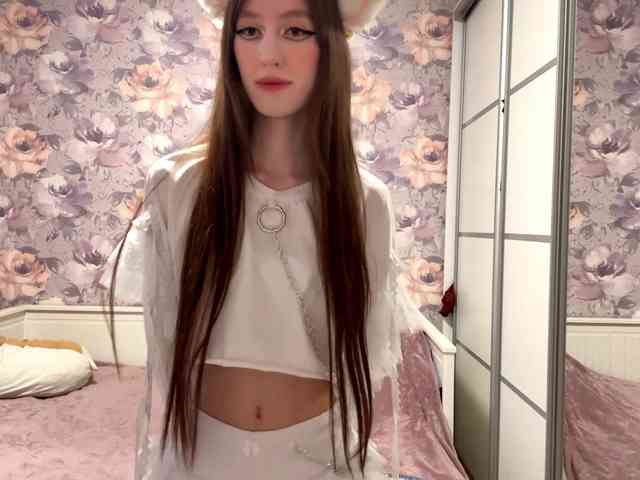 Изображение секс-шоу модели NyxoraMary