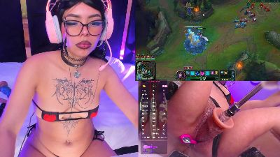 Изображение секс-шоу модели Nyveth