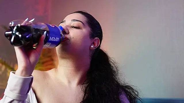 JuliaCoral's sex show image