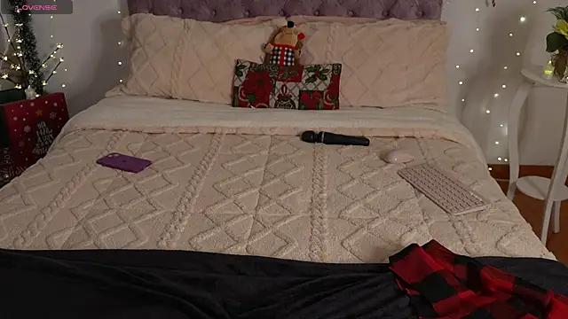 Изображение секс-шоу модели Samantha_e2 Изображение секс-шоу модели Samantha_e2