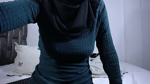 __Nahia's sex show image