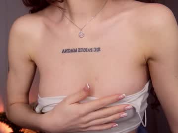 maffinpurrr's sex show image