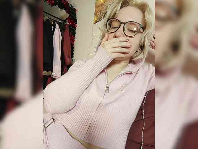 Tikoffka's sex show image Tikoffka's sex show image