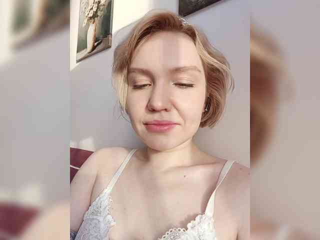 Tikoffka's sex show image