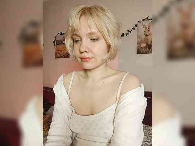 Tikoffka's sex show image