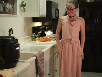 creature_marie's sex show image