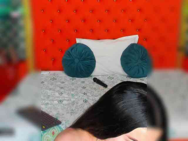 VallerieJones's sex show image