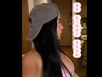 Изображение секс-шоу модели sophyamiller_15 Изображение секс-шоу модели sophyamiller_15
