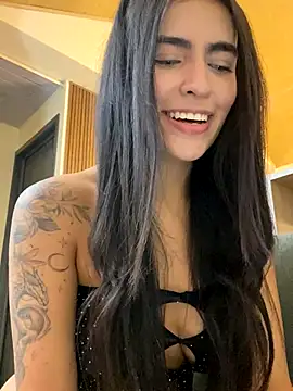 DaphneUwu's sex show image