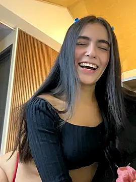 DaphneUwu's sex show image