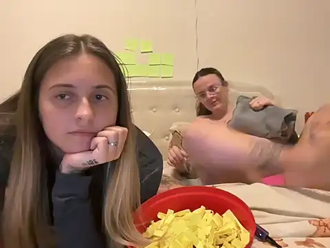 Sexyyduoxx's sex show image