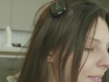 Изображение секс-шоу модели whisper_of_love Изображение секс-шоу модели whisper_of_love