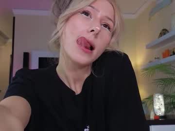 Изображение секс-шоу модели yononeey