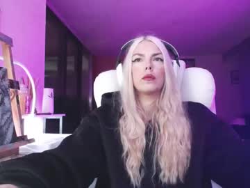 Изображение секс-шоу модели tinykylie