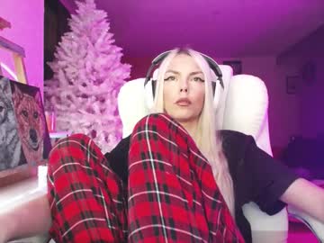 Изображение секс-шоу модели tinykylie Изображение секс-шоу модели tinykylie