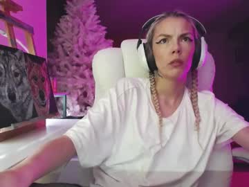 Изображение секс-шоу модели tinykylie Изображение секс-шоу модели tinykylie