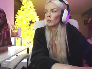 tinykylie's sex show image